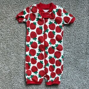 Hanna Andersson Strawberry Print Short-Sleeve Kids One-Piece